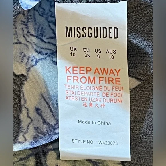 Missguided Black Blue Floral Tie Front Blouse Womens US 6 Sheer Top - Picture 7 of 7